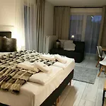 Olimpijska 2 - Centrum ゲストハウス 3*
